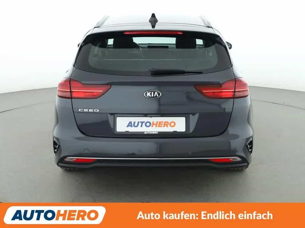 Kia cee'd / Ceed cee'd 1.5 TGDI Vision Aut*NAVI*TEMPO*CAM*PDC*SHZ 09/2021-photo-4