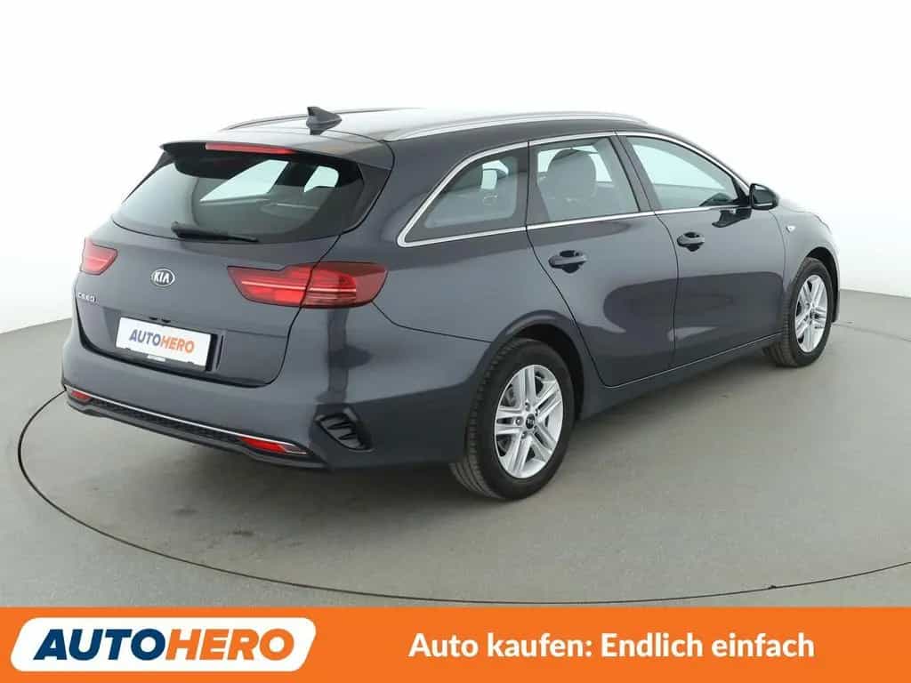 Kia cee'd / Ceed cee'd 1.5 TGDI Vision Aut*NAVI*TEMPO*CAM*PDC*SHZ 09/2021-photo-5