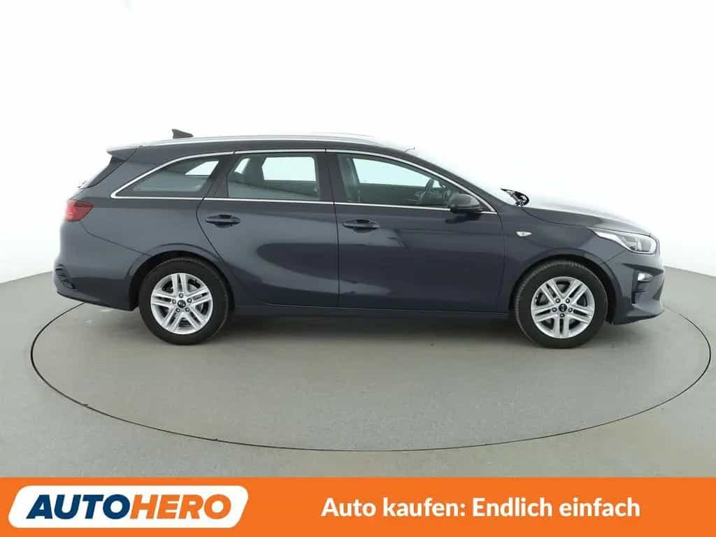Kia cee'd / Ceed cee'd 1.5 TGDI Vision Aut*NAVI*TEMPO*CAM*PDC*SHZ 09/2021-photo-6