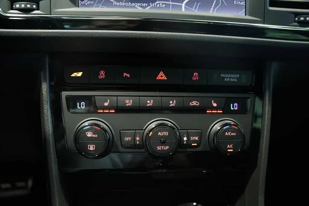 Seat Leon Cupra 300 4Drive DSG *2.H *Beats *PDC *Navi 11/2020-photo-29