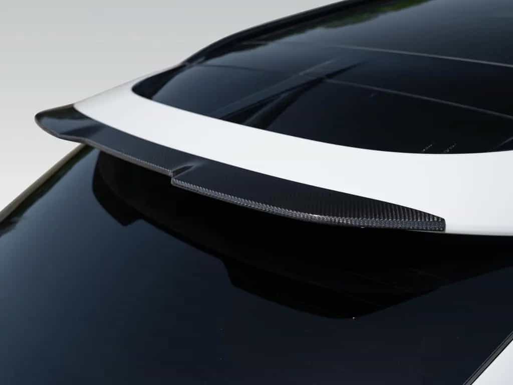 Aston Martin DBX 707 | Remote Park Heat | Gloss Black Package 07/2023-photo-14