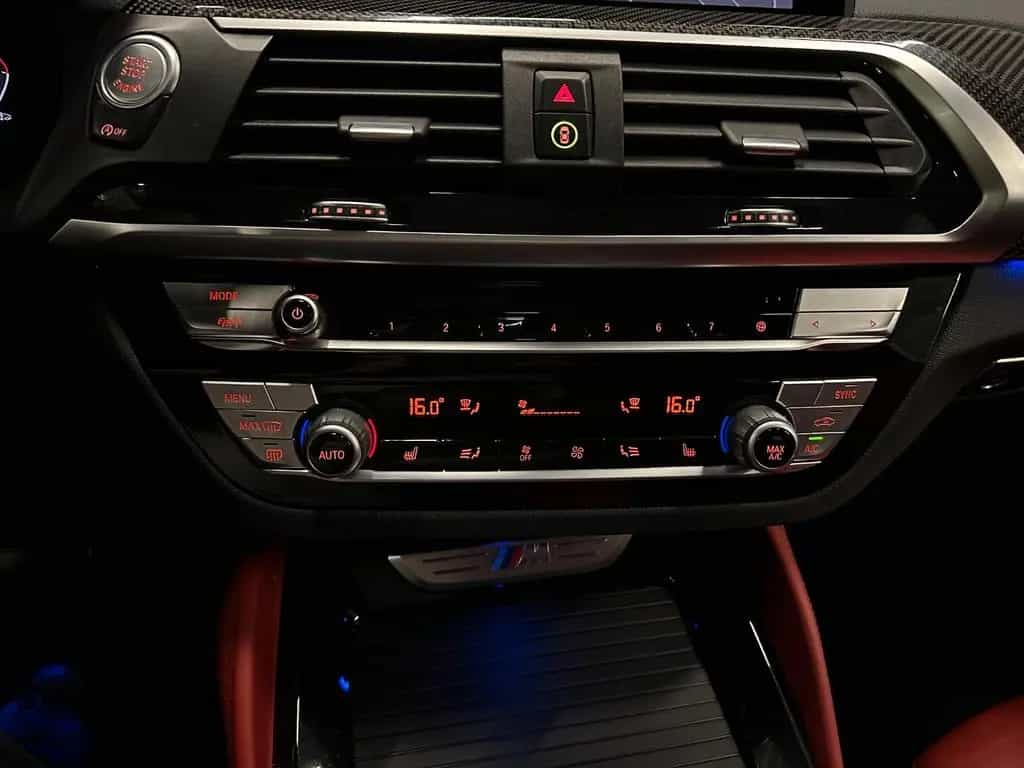 BMW X4 M40 d *LEDER/Rot*PANORAMA*Innovation*Shadow* 05/2020-photo-22