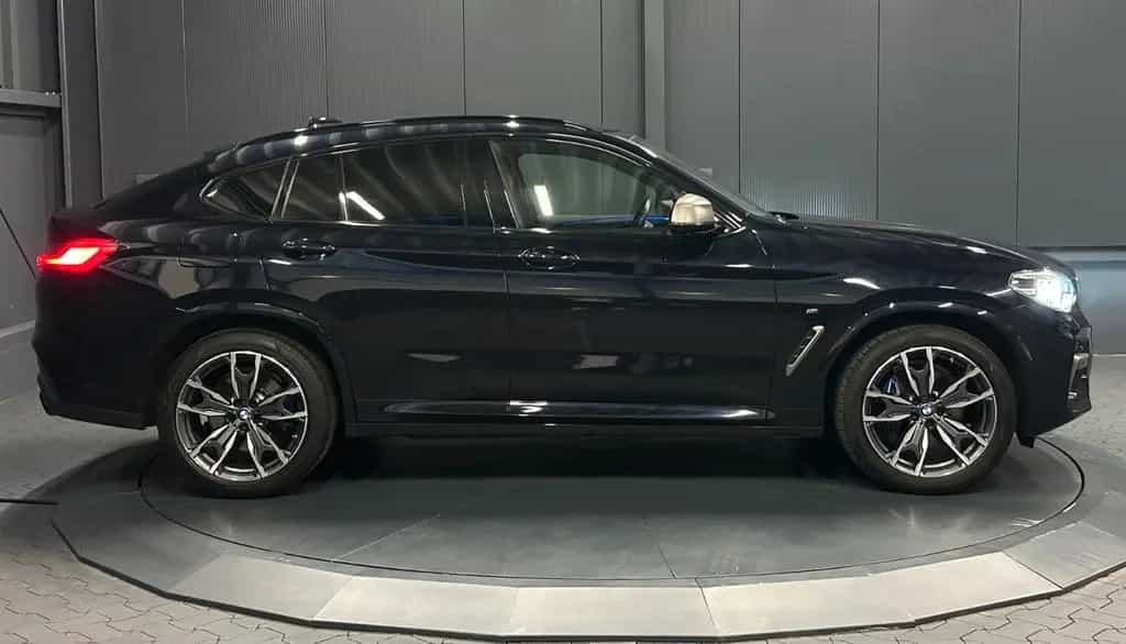 BMW X4 M40 d *LEDER/Rot*PANORAMA*Innovation*Shadow* 05/2020-photo-5