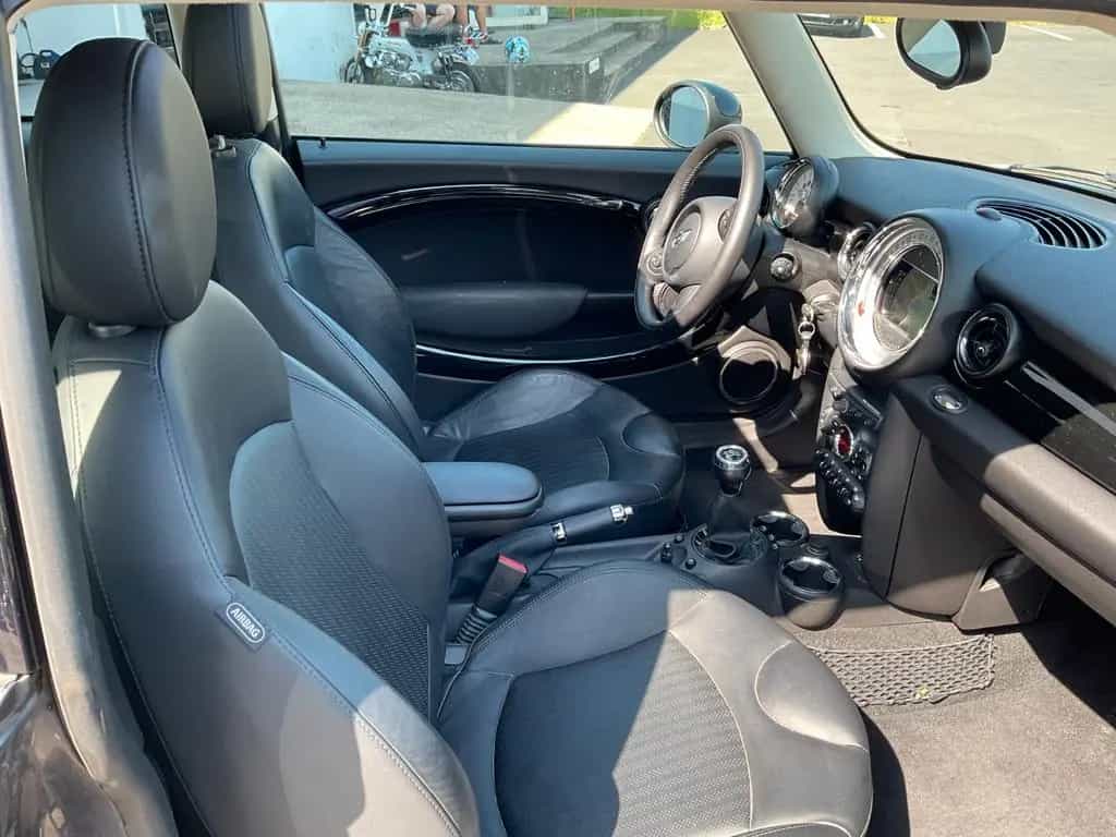 MINI Cooper Mini Cooper PANO Navi SHZ LEDER 07/2012-photo-8