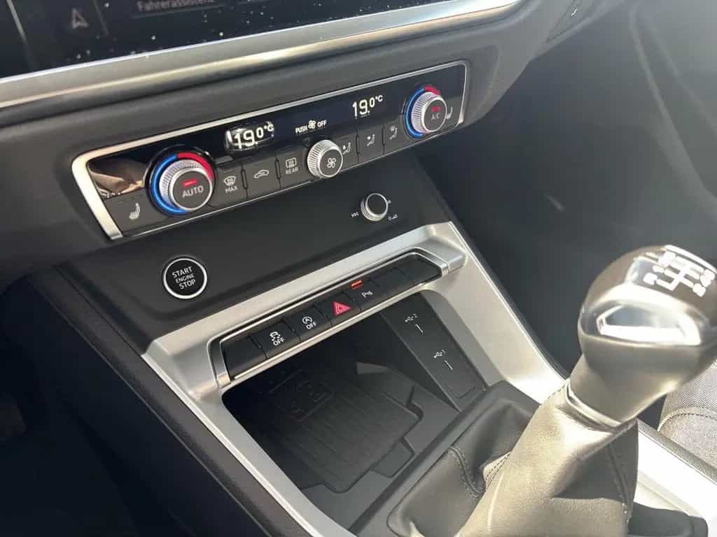 Audi Q3 35 TFSI LED Navi GRA APS ASI SHZ PhoneBox 03/2023-photo-21