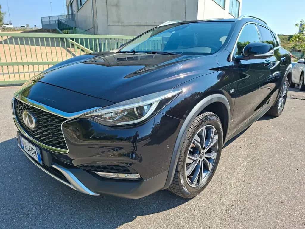 Infiniti QX30 2.2d AUTOMATICO / 4X4 / EURO 6 05/2017-photo-0