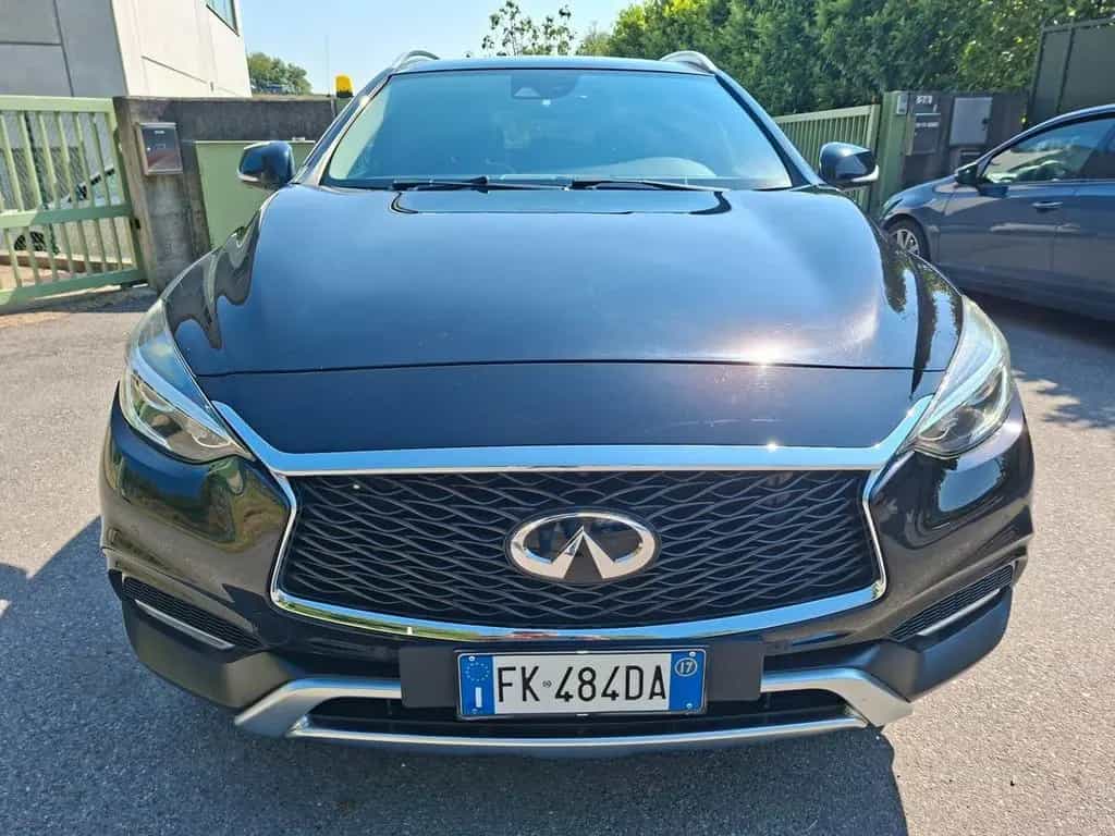 Infiniti QX30 2.2d AUTOMATICO / 4X4 / EURO 6 05/2017-photo-1