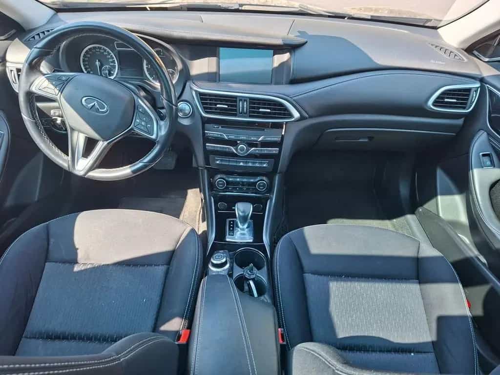 Infiniti QX30 2.2d AUTOMATICO / 4X4 / EURO 6 05/2017-photo-9
