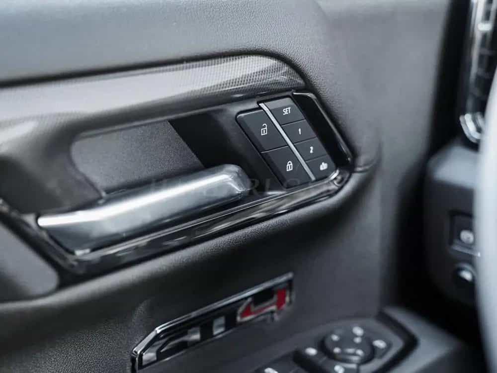 GMC Sierra 2025 AT4 € 66500 HC INTERNATIONAL null-photo-20
