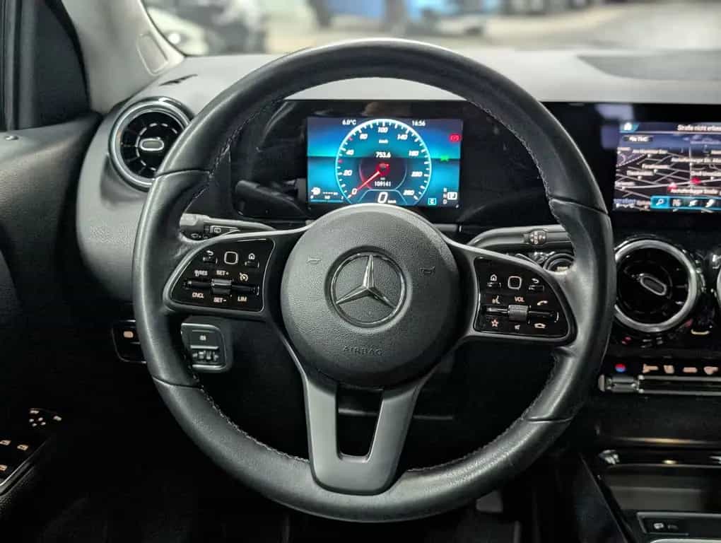 Mercedes-Benz GLA 220 d STYLE MBUX TEMP StHz LEDER SHZ KEYLESS 05/2022-photo-13