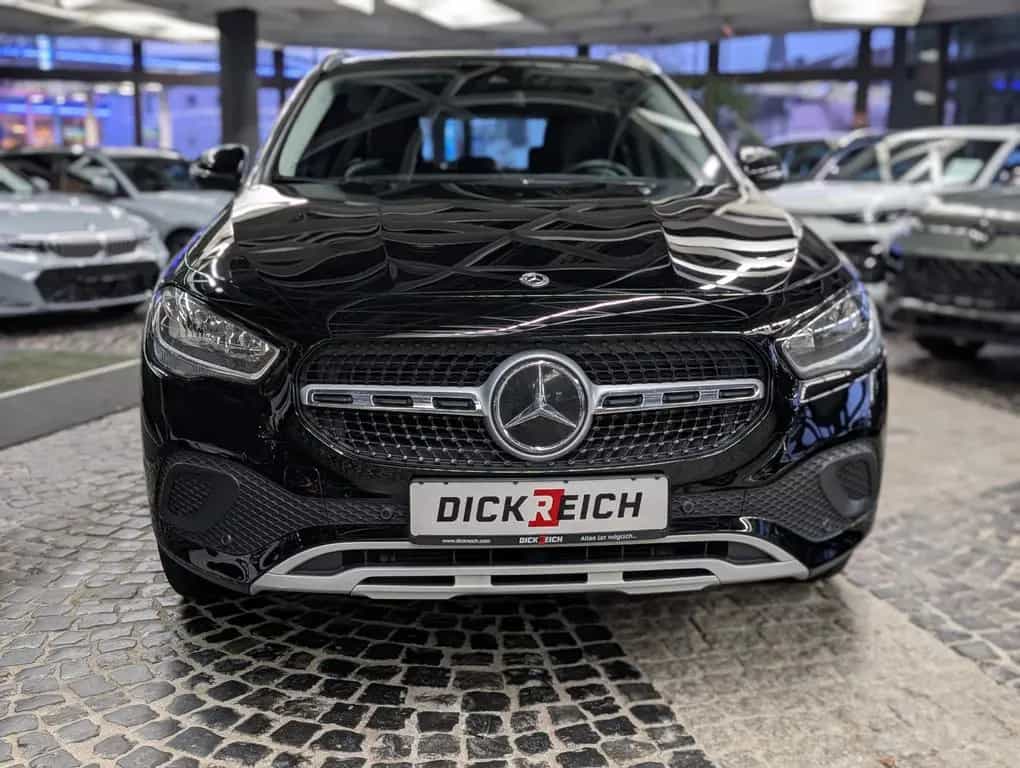 Mercedes-Benz GLA 220 d STYLE MBUX TEMP StHz LEDER SHZ KEYLESS 05/2022-photo-2