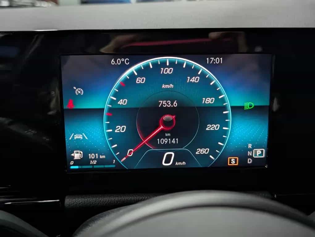 Mercedes-Benz GLA 220 d STYLE MBUX TEMP StHz LEDER SHZ KEYLESS 05/2022-photo-20