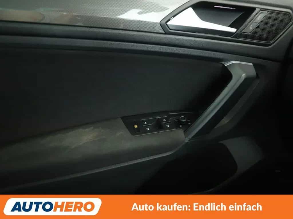 Volkswagen Tiguan 1.5 TSI ACT IQ.DRIVE *NAV*HUD*ACC*PDC*SHZ 11/2019-photo-24