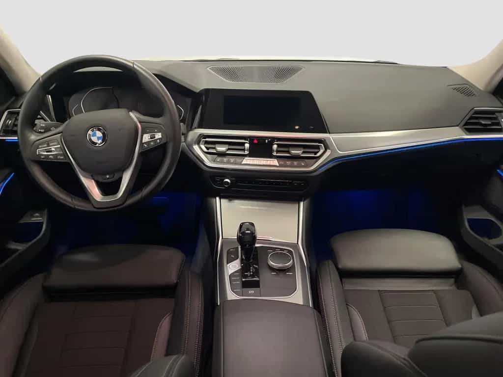 BMW 320 d Touring Sport Line Navi Head-Up Kamera LED 02/2021-photo-8