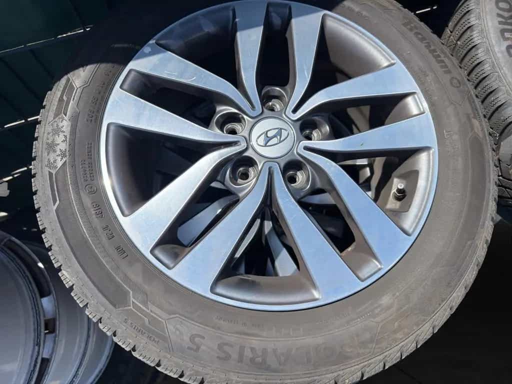 Hyundai i30 YES! Plus 1.4 140PS LED/NAV/CAM/SCHECKHEFT 10/2019-photo-18