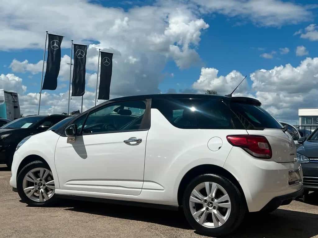 Citroën DS3 1.6 VTi SoChic *AUTOMATIK*KLIMA*PDC 05/2011-photo-14
