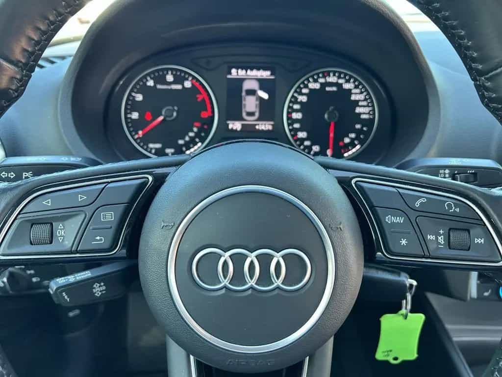 Audi A3 35 TFSI design S-TRONIC+XENON+NAVI+TEMPOM+AHK 04/2019-photo-22