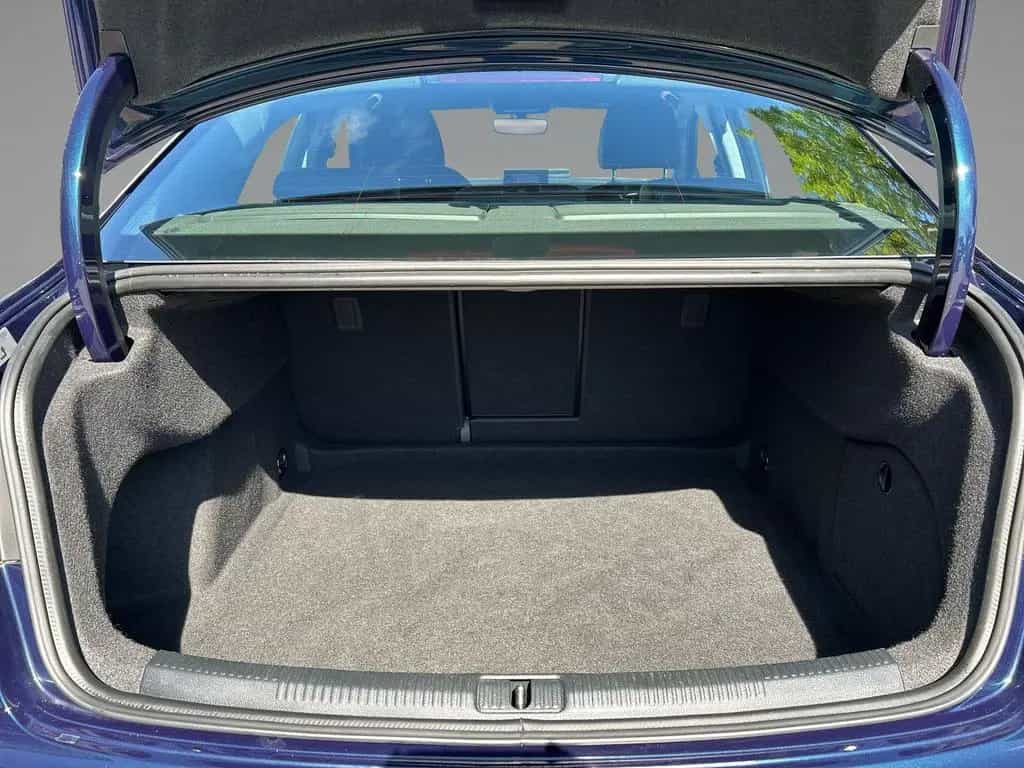 Audi A3 35 TFSI design S-TRONIC+XENON+NAVI+TEMPOM+AHK 04/2019-photo-8