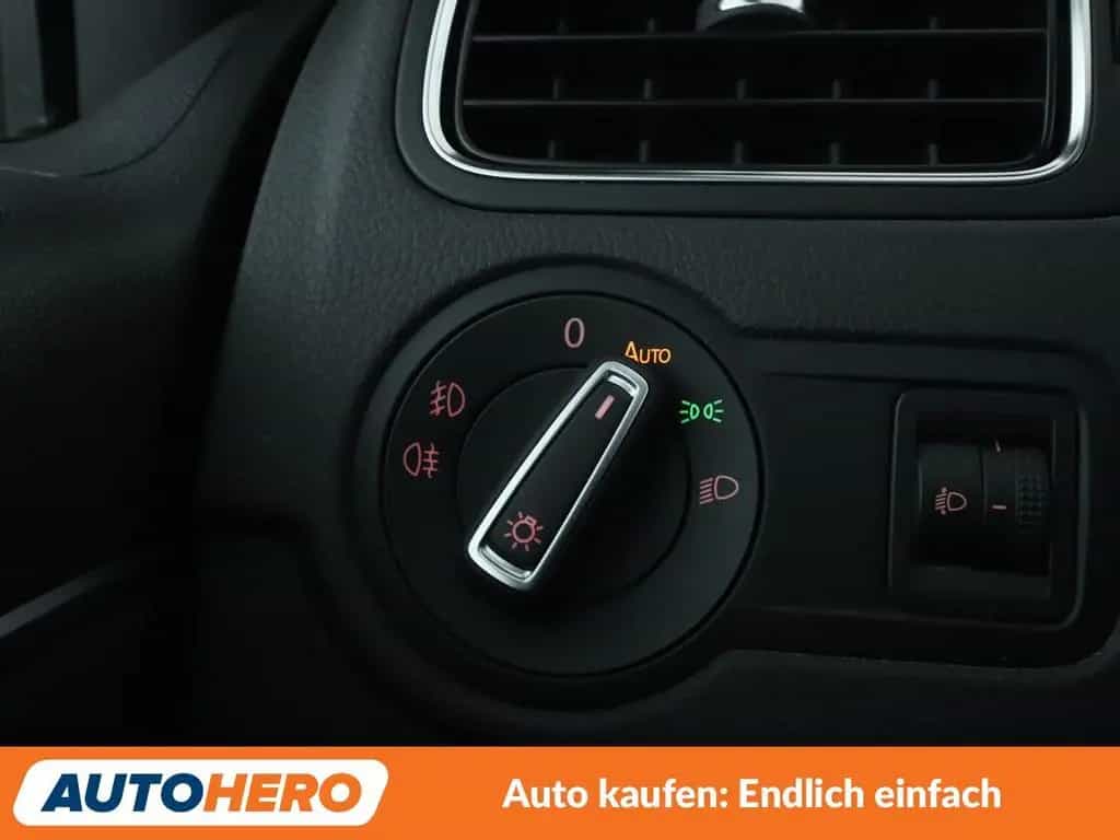 Volkswagen Polo 1.2 TSI Lounge BlueMotion Tech Aut.*TEMPO* 09/2015-photo-26