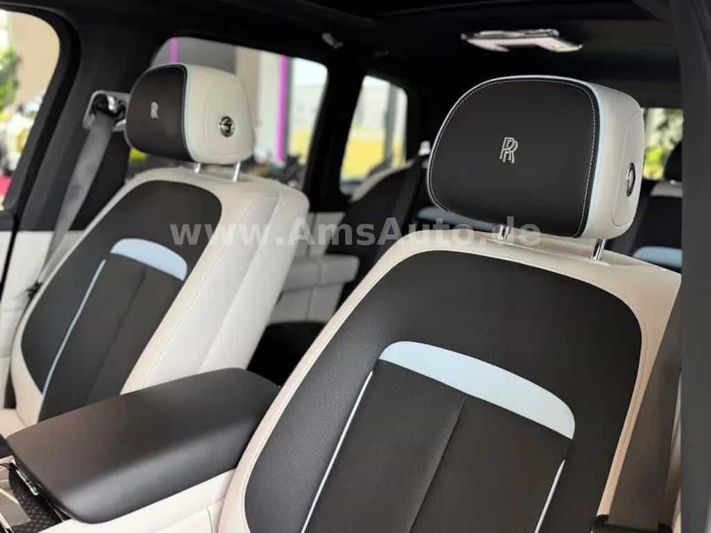 Rolls-Royce Cullinan Black Badge Novitec Overdo. RR Garantie 07/2022-photo-34