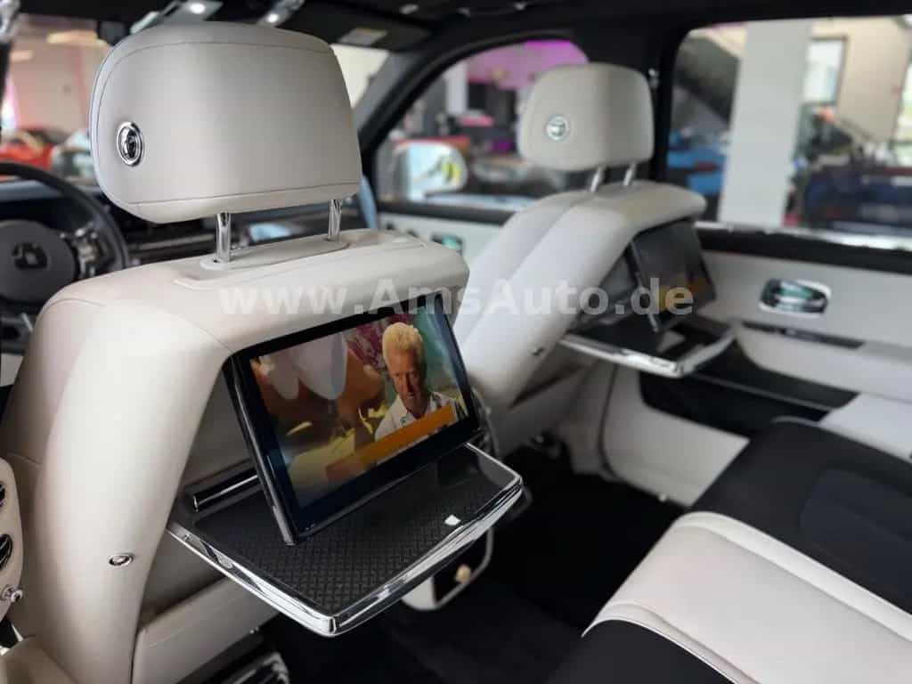Rolls-Royce Cullinan Black Badge Novitec Overdo. RR Garantie 07/2022-photo-39