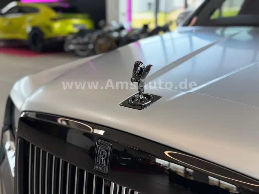 Rolls-Royce Cullinan Black Badge Novitec Overdo. RR Garantie 07/2022-photo-7