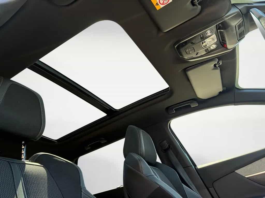 Peugeot 5008 Hybrid 136 e-DSC GT NAVI PDC LED KAMERA 06/2024-photo-12