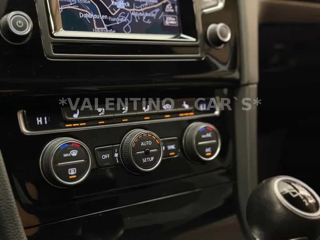Volkswagen Golf VII Lim. R 4Motion/Pano/Navi/Shz/Temp/19" 03/2014-photo-21