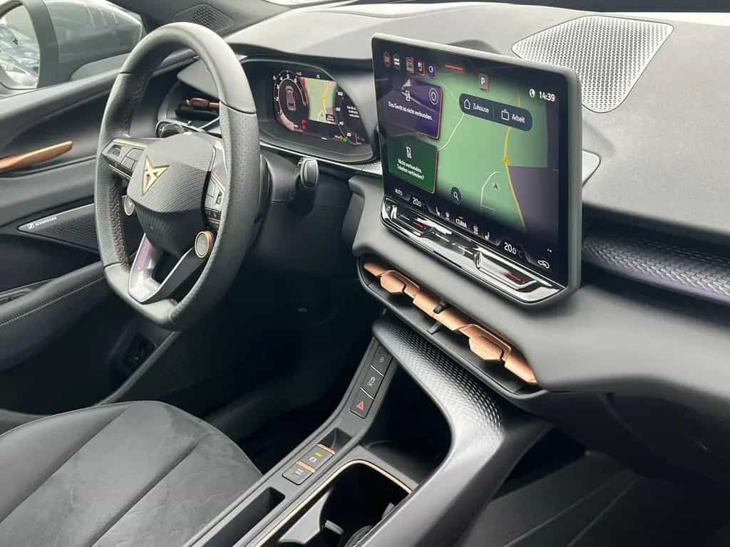 Cupra Terramar 1.5 eTSI 360°HUD*MATRIX*PANO*DCC*20" 11/2025-photo-18