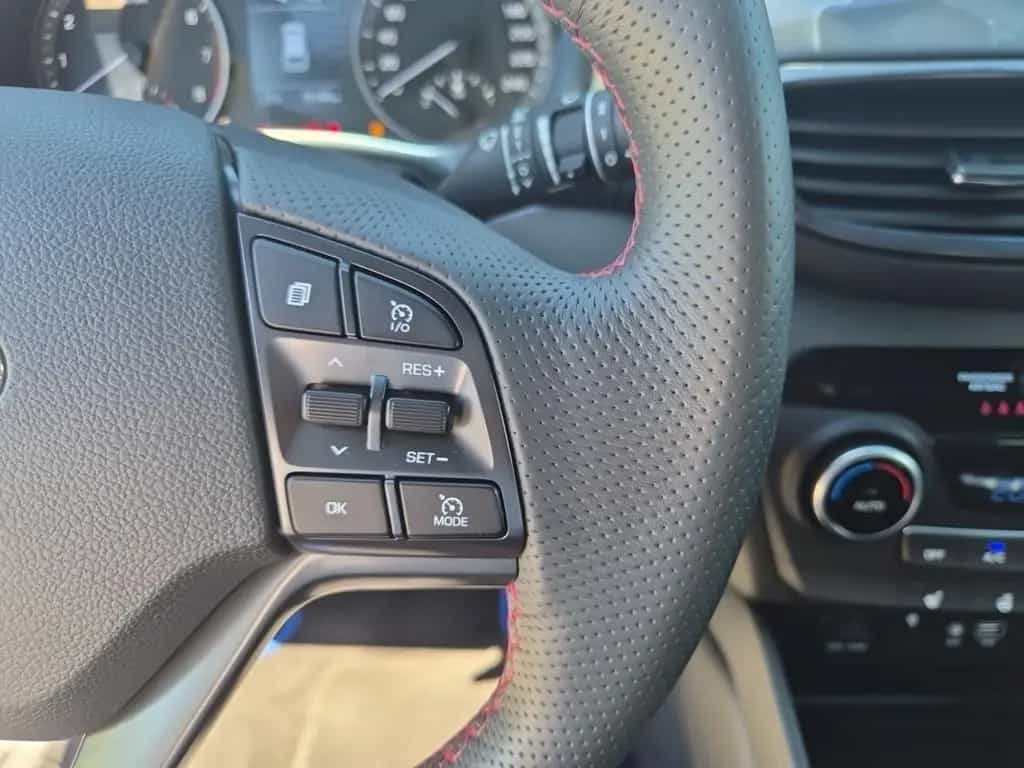 Hyundai TUCSON 1.6 blue KLIMA PDC SITZHEIZUNG NAVI 10/2020-photo-18