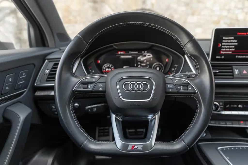 Audi SQ5 3.0 TFSI QUATTRO B&O HUD LED PANO 360° 04/2018-photo-11