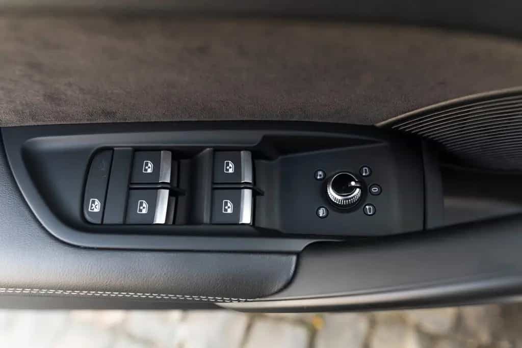 Audi SQ5 3.0 TFSI QUATTRO B&O HUD LED PANO 360° 04/2018-photo-22