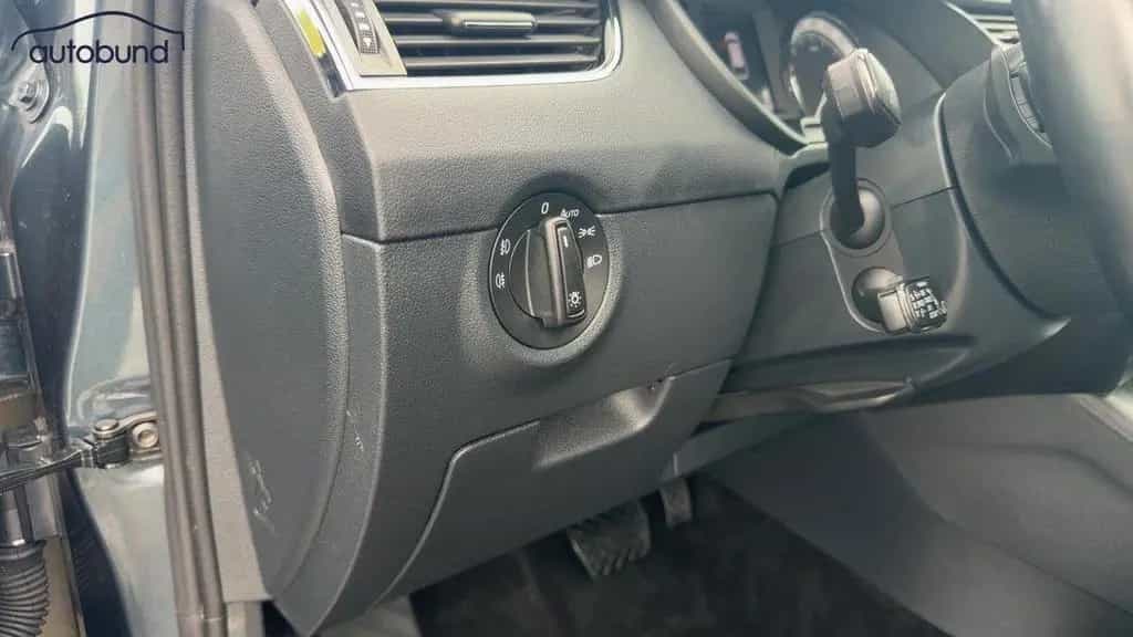 Skoda Octavia III Combi 1.0 TSI DSG AHK Alu KA LED Lin 11/2017-photo-10