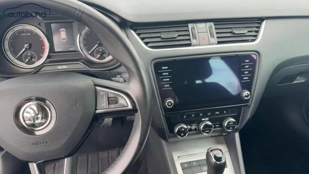 Skoda Octavia III Combi 1.0 TSI DSG AHK Alu KA LED Lin 11/2017-photo-16