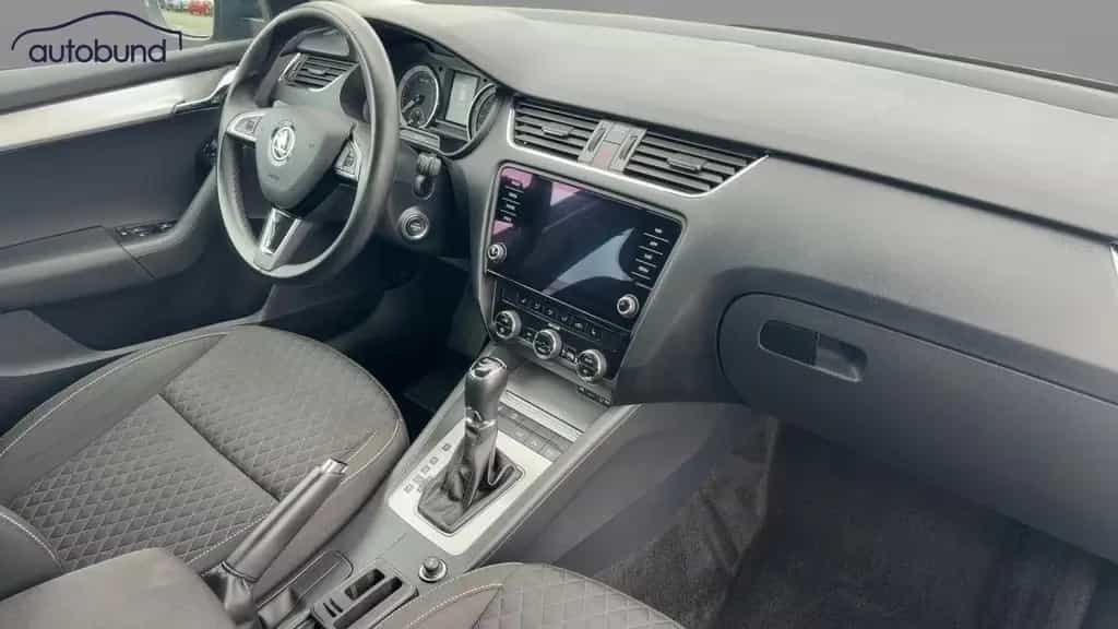 Skoda Octavia III Combi 1.0 TSI DSG AHK Alu KA LED Lin 11/2017-photo-4