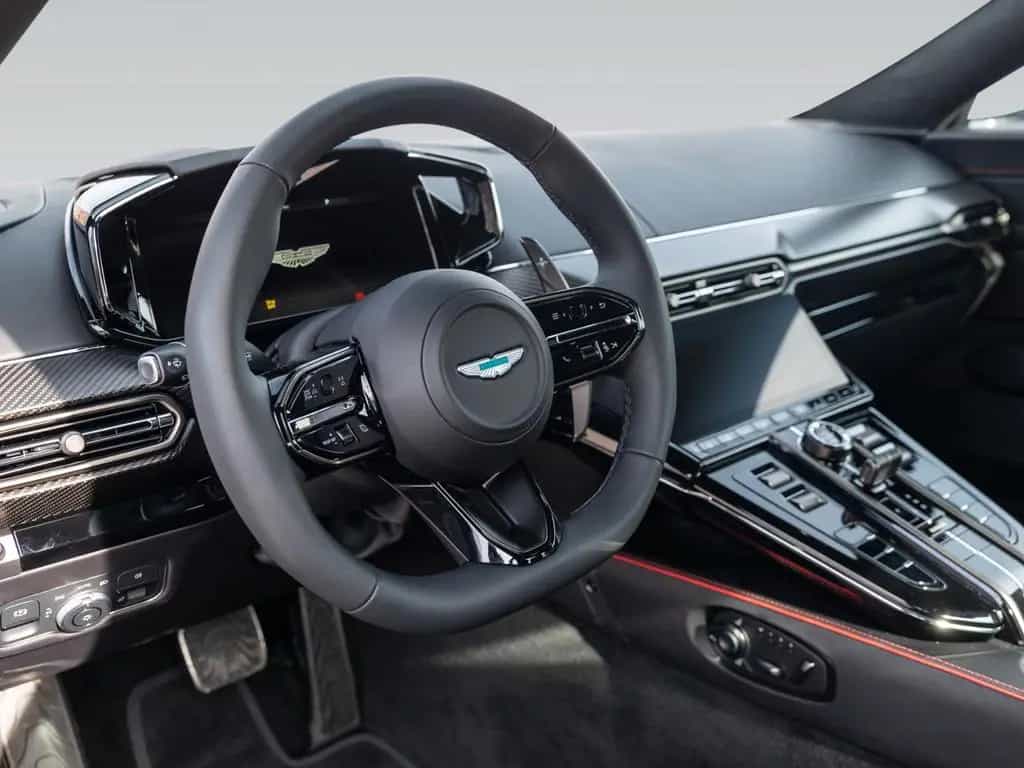 Aston Martin V8 Vantage Vantage S MY26 | Satin Paint | CCB | null-photo-17