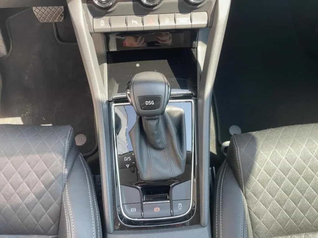 Skoda Karoq Style APP+DAB+AHK+ACC+LED+NAVI+PDC+KAMERA 10/2021-photo-11