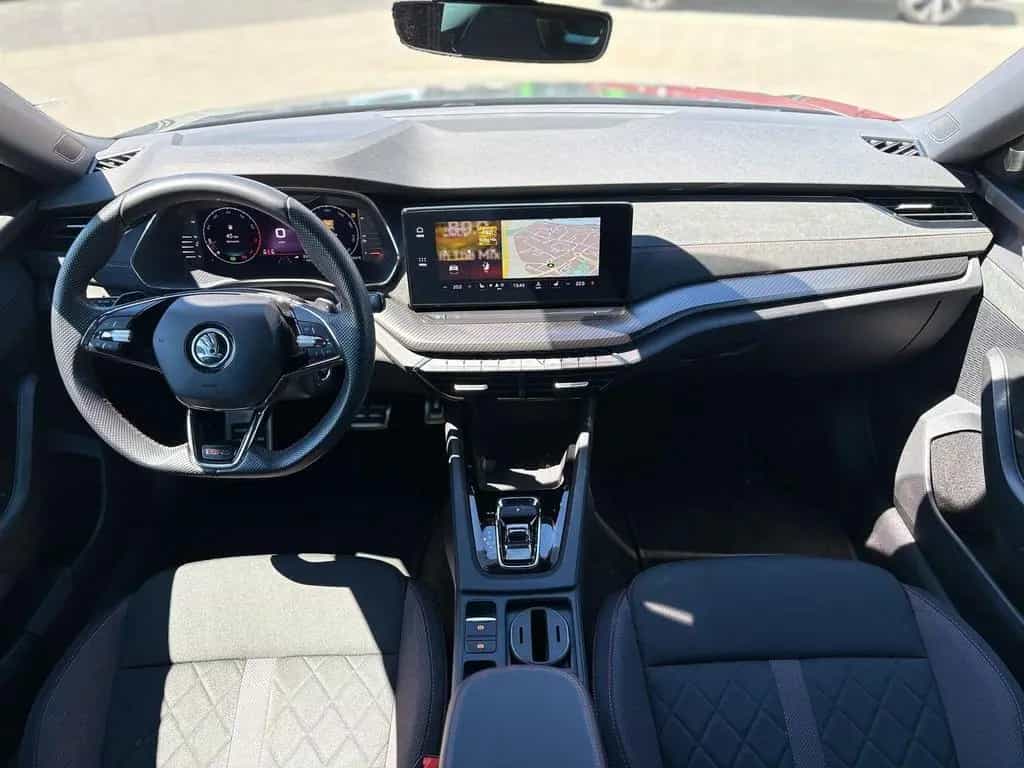 Skoda Octavia COMBI RS 2.0TSI DSG NAVI+SHZ+MATRIX-LED 03/2024-photo-8