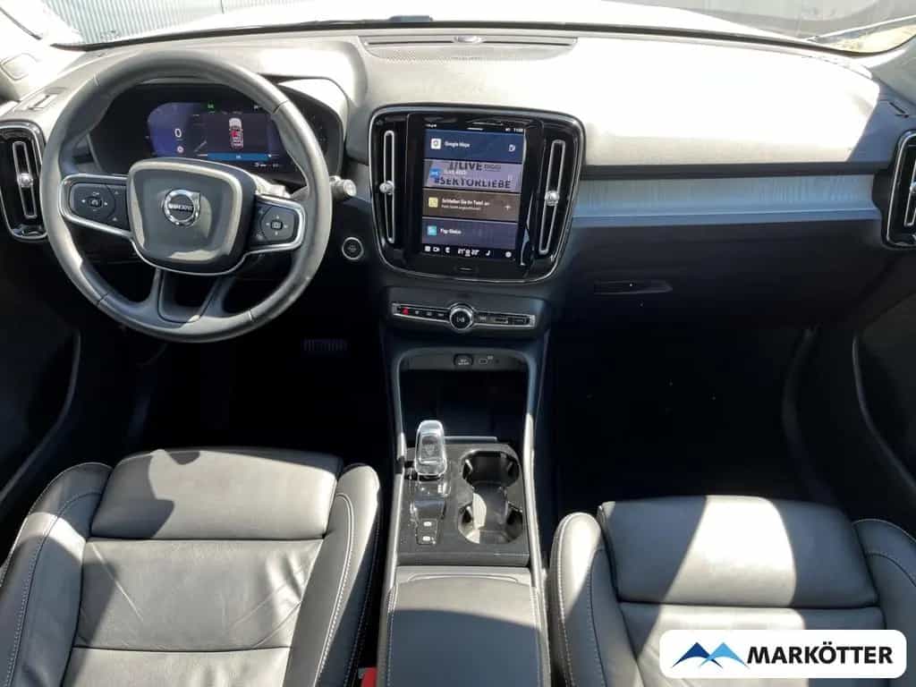 Volvo XC40 B3 Plus Dark Leder/Memory/H&K/Kamera 06/2023-photo-1