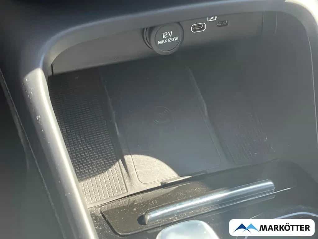 Volvo XC40 B3 Plus Dark Leder/Memory/H&K/Kamera 06/2023-photo-26