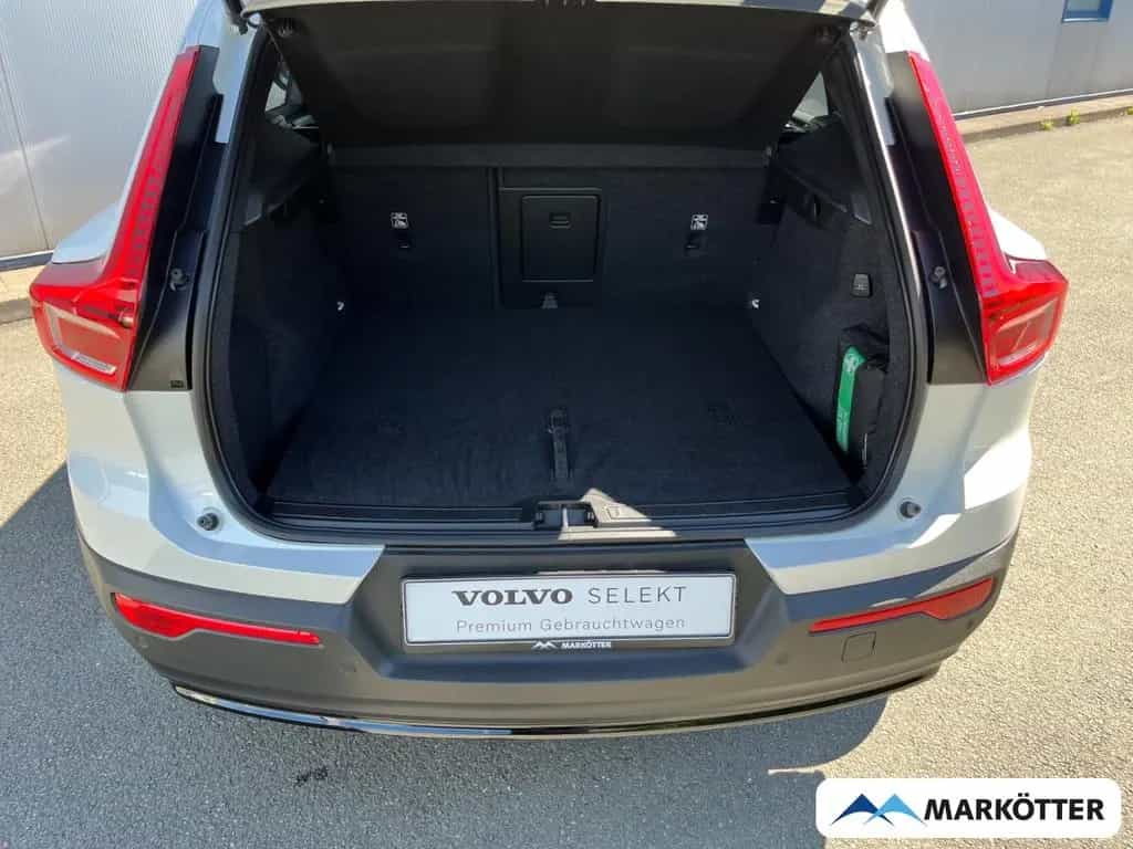 Volvo XC40 B3 Plus Dark Leder/Memory/H&K/Kamera 06/2023-photo-5