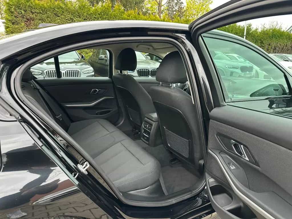 BMW 320 d Automatik*Head Up*LED*SHZ*W+Sommer Räder 10/2023-photo-14