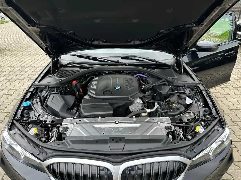 BMW 320 d Automatik*Head Up*LED*SHZ*W+Sommer Räder 10/2023-photo-32