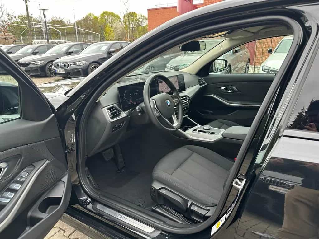 BMW 320 d Automatik*Head Up*LED*SHZ*W+Sommer Räder 10/2023-photo-9