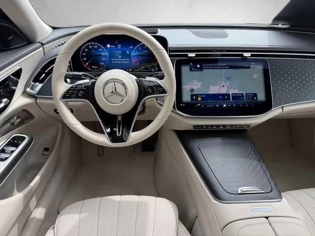 Mercedes-Benz E 200 Exclusive Standhz Pano AHK HUD 21 Zoll AMG 04/2025-photo-17