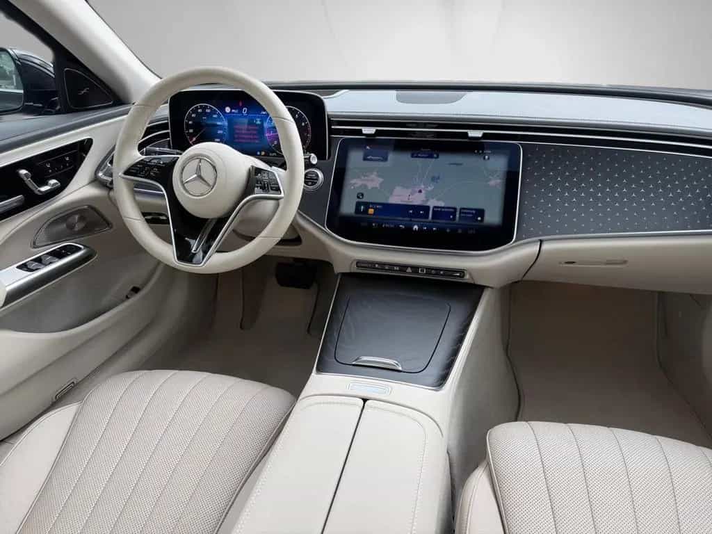 Mercedes-Benz E 200 Exclusive Standhz Pano AHK HUD 21 Zoll AMG 04/2025-photo-24