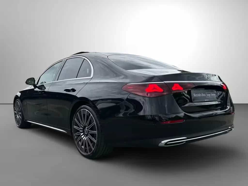 Mercedes-Benz E 200 Exclusive Standhz Pano AHK HUD 21 Zoll AMG 04/2025-photo-4