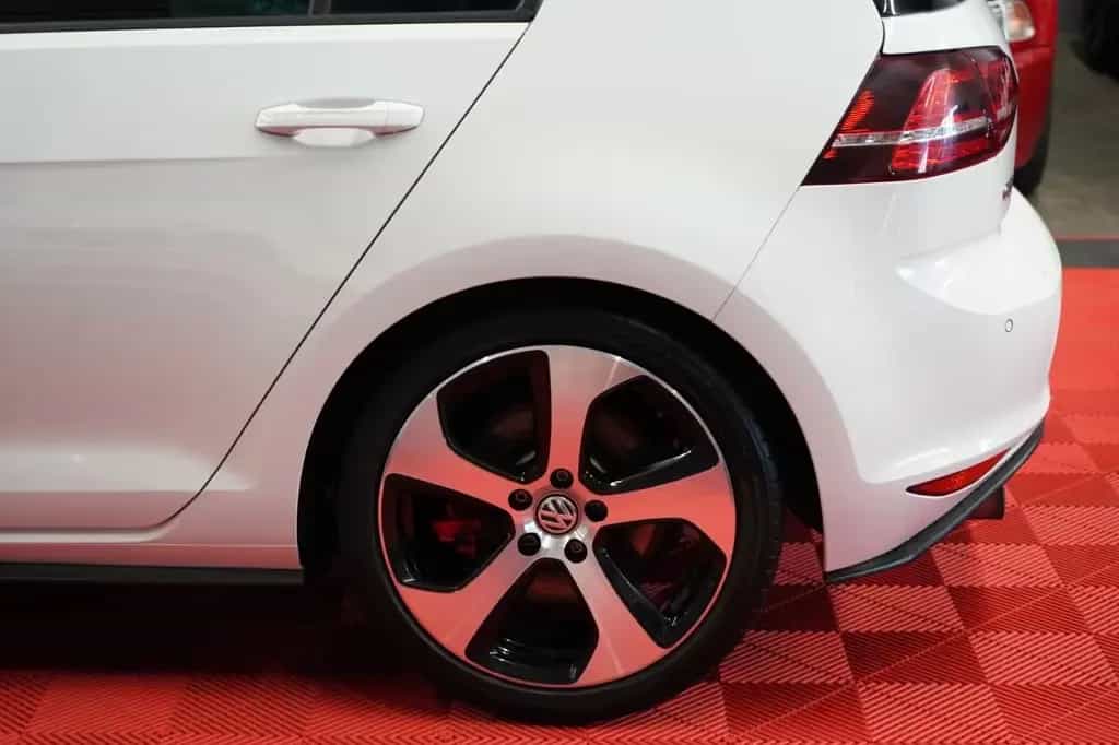 Volkswagen Golf 7 GTI Performance DSG 2.Hand*Unfallfrei*RFK 01/2016-photo-11