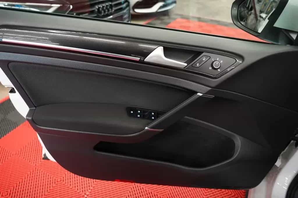 Volkswagen Golf 7 GTI Performance DSG 2.Hand*Unfallfrei*RFK 01/2016-photo-17
