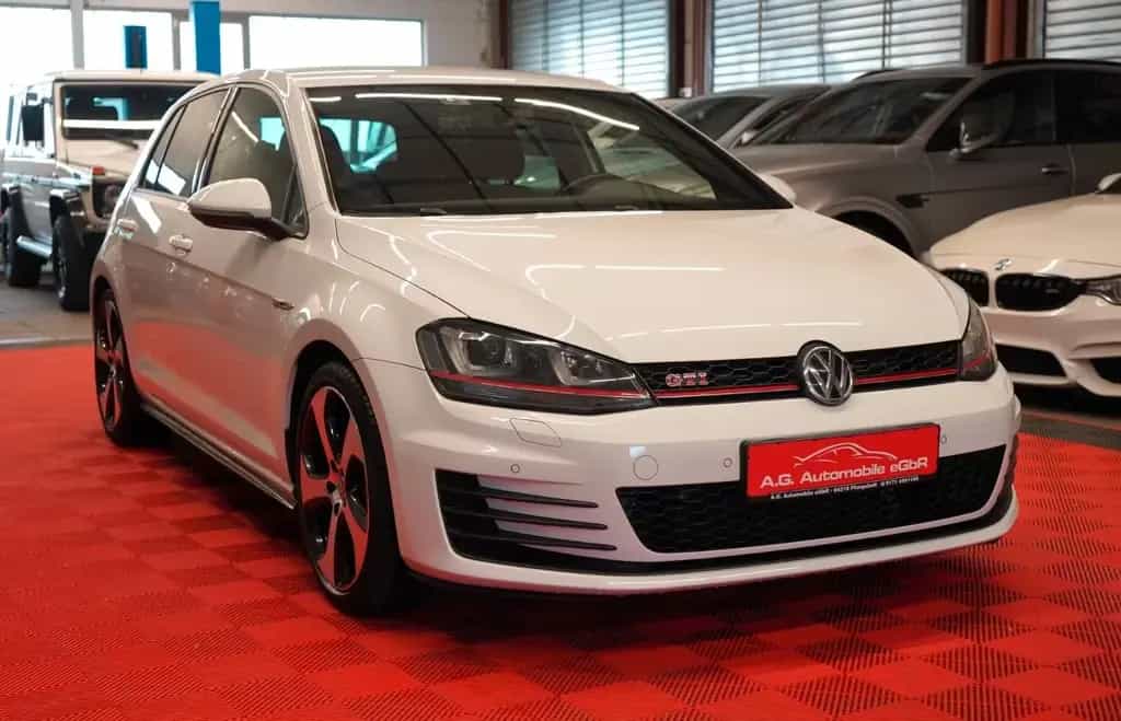Volkswagen Golf 7 GTI Performance DSG 2.Hand*Unfallfrei*RFK 01/2016-photo-2